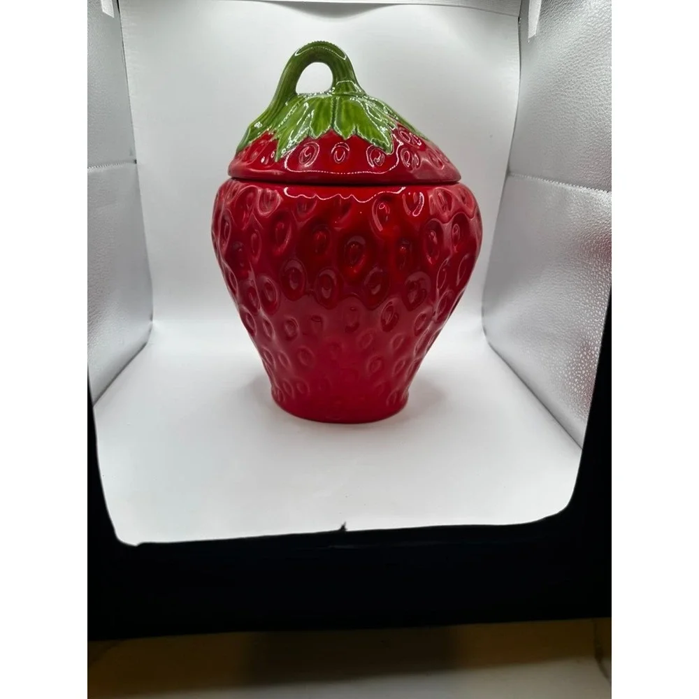 Vintage Style Red Strawberry Ceramic Cookie Jar Kitchen Canister with Lid